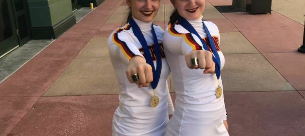 Arrows-Cheerleader sind Weltmeister Arrows-Cheerleader sind Weltmeister